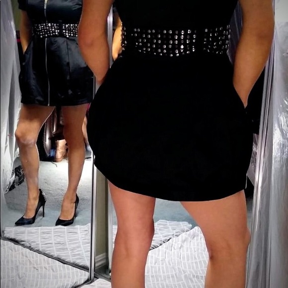 Used Bebe Drees - Picture 4 of 5